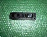 BOTONERA ELEVALUNAS DE PUERTA DEL CONDUCTOR 25401-67A60 NISSAN 200 SX (1988-1994)