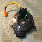 ANILLO DE AIRBAG DEL VOLANTE 84306-0D090 - 84306-02190 TOYOTA COROLLA - TOYOTA AURIS - TOYOTA YARIS II - TOYOTA AYGO (2007-2013)