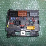 MODULO DE FUSIBLES BSM DEL MOTOR 9666700480 CITROEN BERLINGO II - CITROEN C4 - PEUGEOT 308 - PEUGEOT PARTNER II (2008-2018)