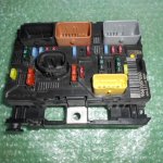 MODULO DE FUSIBLES BSM DEL MOTOR 9661087080 PEUGEOT 307 - CITROEN C2 - CITROEN C3 (2006-2014)