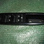 BOTONERA ELEVALUNAS DE PUERTA DEL CONDUCTOR (RETROV. ABATIBLES) 156054187 ALFA ROMEO 159 (939) (2005-2010)