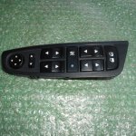 BOTONERA ELEVALUNAS DE PUERTA DEL CONDUCTOR 735400636 FIAT STILO 5 PUERTAS (2003-2008)