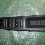 BOTONERA ELEVALUNAS DE PUERTA DEL CONDUCTOR 13305295 - 20917577 CHEVROLET CRUZE (2010-2016)