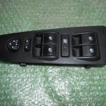 BOTONERA ELEVALUNAS DE PUERTA DEL CONDUCTOR 735413469 FIAT BRAVO II 5 PUERTAS (2007-2014)