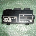 UNIDAD DE CONTROL DE PUERTA DELANTERA DERECHA 61.35-8366528 - HELLA 5DK007358-00 BMW SERIE 5 (E39) (1998-2004) - BMW SERIE 7 (E38) (1994-2001)