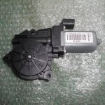 MOTOR ELEVALUNAS DE PUERTA DELANTERA DERECHA (ACOMPAÑANTE) 71740122 ALFA ROMEO 159 (939) (2005-2010)