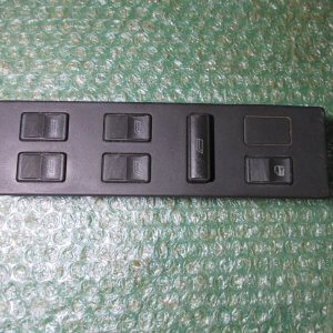 BOTONERA ELEVALUNAS DE CONSOLA CENTRAL 96300690 ALFA ROMEO 164 (1992-1998)