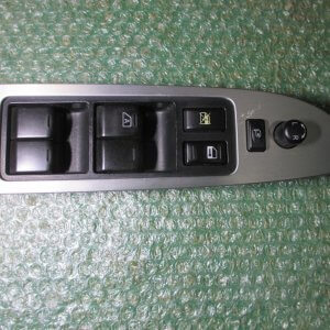 BOTONERA ELEVALUNAS DE PUERTA DEL CONDUCTOR 25401-1AH3A NISSAN MURANO (Z50) (2002-2007)