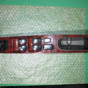 BOTONERA ELEVALUNAS DE PUERTA DEL CONDUCTOR 621W10030 HYUNDAI SONATA IV (2001-2004)
