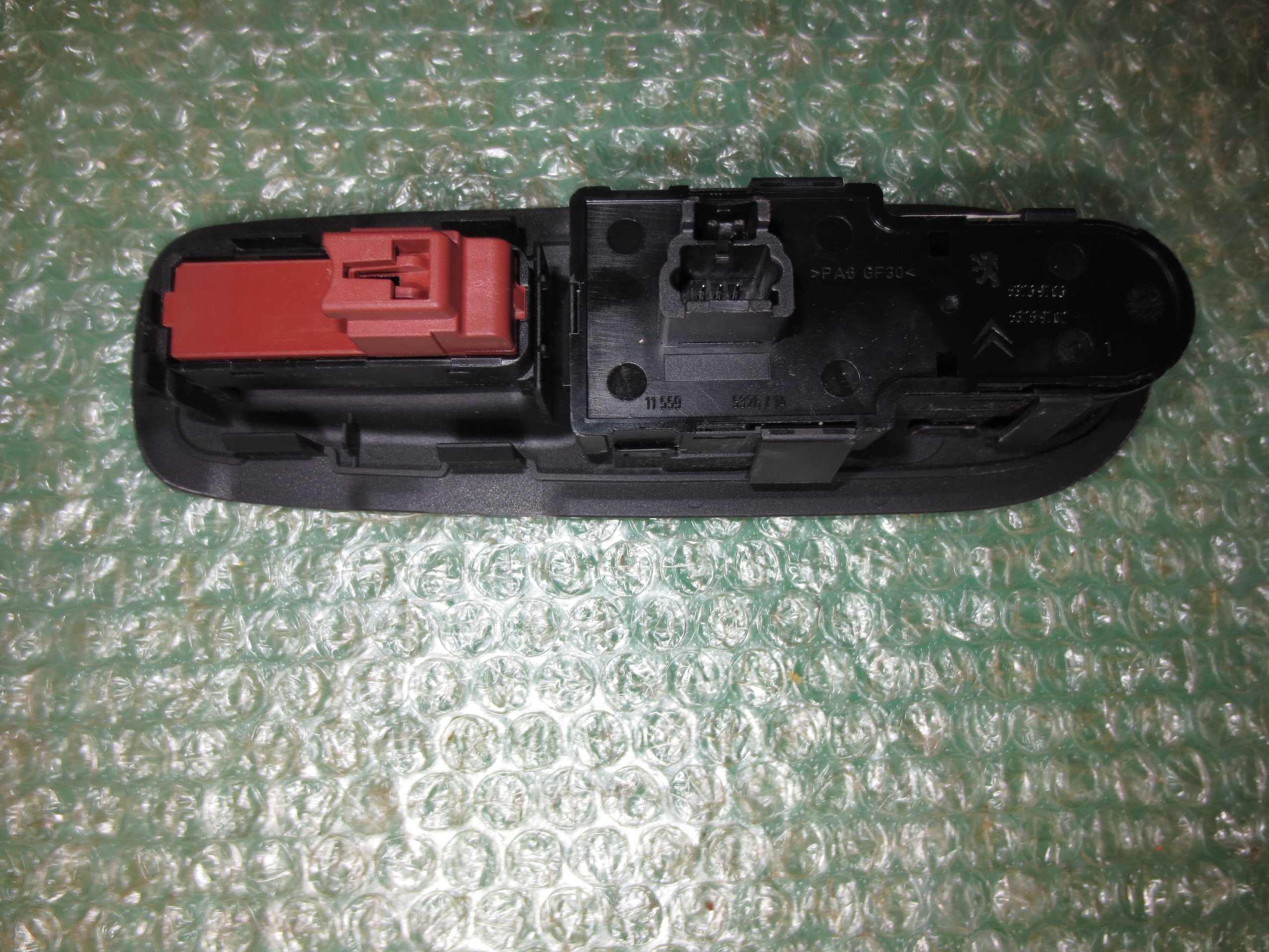 BOTONERA ELEVALUNAS DE PUERTA DEL CONDUCTOR 96588276XT PEUGEOT 407 COUPE (2006-2010) - Imagen 3