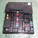 MODULO DE FUSIBLES BSM DEL MOTOR 284B7-1KJ0J NISSAN JUKE (2010-2019)