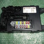 MODULO DE CONFORT BSI 13424260 OPEL CORSA D (2006-2012)