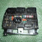 MODULO DE FUSIBLES BSM DEL MOTOR 9661682780 CITROEN C4 - CITROEN C5 II - PEUGEOT (2004-2008)