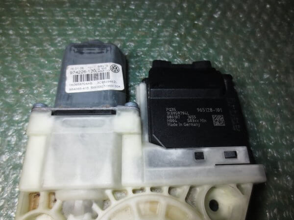 MOTOR ELEVALUNAS TRASERO DERECHO 1K0959794L VOLKSWAGEN PASSAT (B6) (2008-2010) - Imagen 2