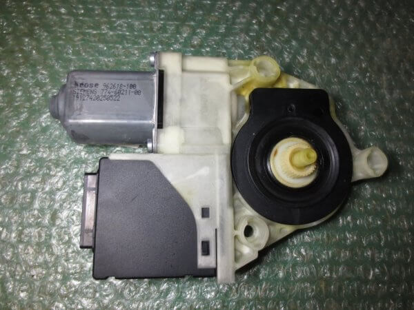 MOTOR ELEVALUNAS TRASERO DERECHO 1K0959794L VOLKSWAGEN PASSAT (B6) (2008-2010) - Imagen 3