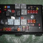 MODULO DE FUSIBLES BSM DEL MOTOR 13343768 OPEL INSIGNIA - OPEL ASTRA J (2010-2015)