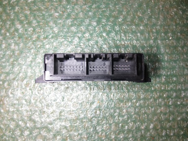 UNIDAD DE PARKTRONIC PDC 4L0919475A AUDI Q7 (4L) (2005-2012) - Imagen 3