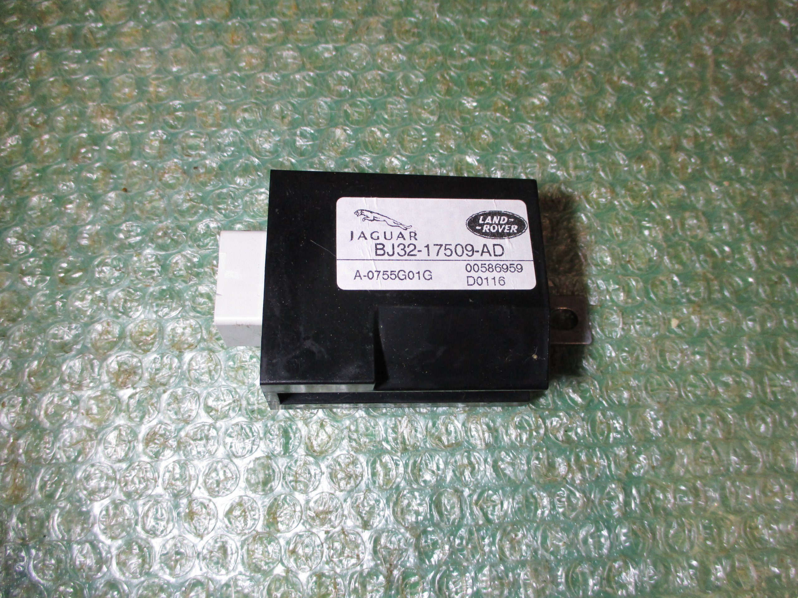UNIDAD DE CONTROL DEL LIMPIAPARABRISAS BJ32-17509-AD JAGUAR - RANGE ROVER EVOQUE (2011-2025)