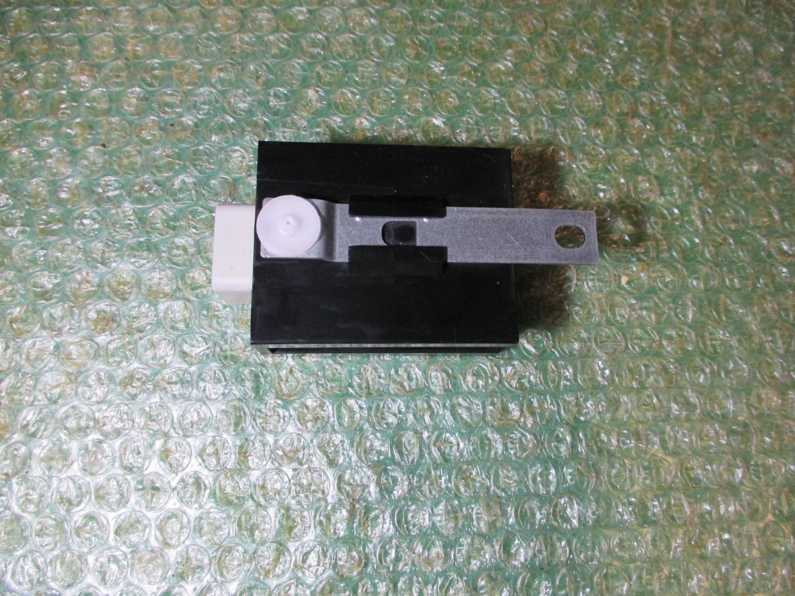 UNIDAD DE CONTROL DEL LIMPIAPARABRISAS BJ32-17509-AD JAGUAR - RANGE ROVER EVOQUE (2011-2025) - Imagen 2