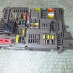 CAJA DE FUSIBLES DE DISTRIBUCION ELECTRICA TRASERA 61.14-693168703 BMW X5 (E70) (2006-2013)