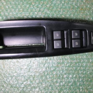 BOTONERA ELEVALUNAS DE PUERTA DEL CONDUCTOR 6Q1867171F VOLKSWAGEN POLO IV (9N) (2002-2010)