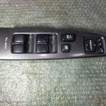 BOTONERA ELEVALUNAS DE PUERTA DEL CONDUCTOR 84040-53080 LEXUS IS220 (XE20) (2005-2008)