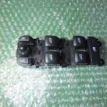 BOTONERA ELEVALUNAS DE PUERTA DEL CONDUCTOR AH22-14540-AC LAND ROVER FREELANDER II (2006-2013)