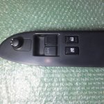 BOTONERA ELEVALUNAS DE PUERTA DEL CONDUCTOR 62J10-3135T SUZUKI VITARA II (1998-2006)