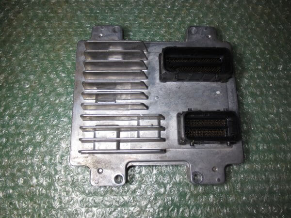 CENTRALITA UCE DEL MOTOR 12657461 OPEL CORSA D (2006-2014)