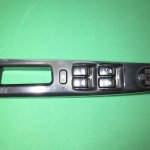 BOTONERA ELEVALUNAS DELANTERA IZQUIERDA (CONDUCTOR) 620W10250 KIA RIO (1997-2005)