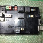 MDULO DE FUSIBLES BSM DEL MOTOR 04692170AH CHRYSLER 300C (2004-2010)