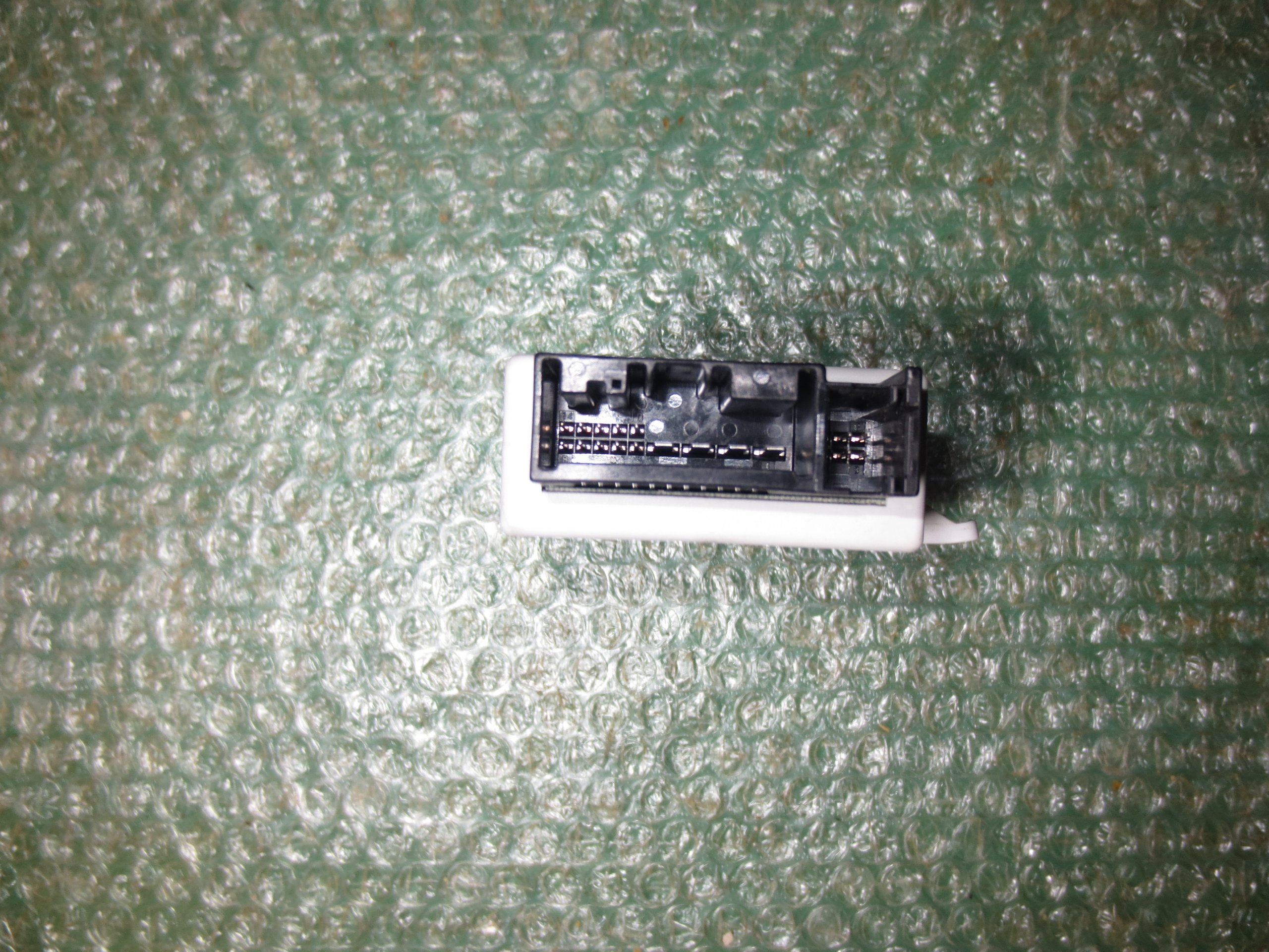 MODULO DE CONTROL DE CAPOTA ELECTRICA 6135-6972651-02 MINI COOPER (R52-R53) (2000-2006) - Imagen 3