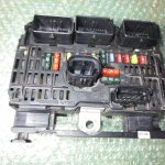 MODULO DE FUSIBLES BSM DEL MOTOR 9656086080 CITROEN C4 - CITROEN C5 II - PEUGEOT 407 (2004-2008)