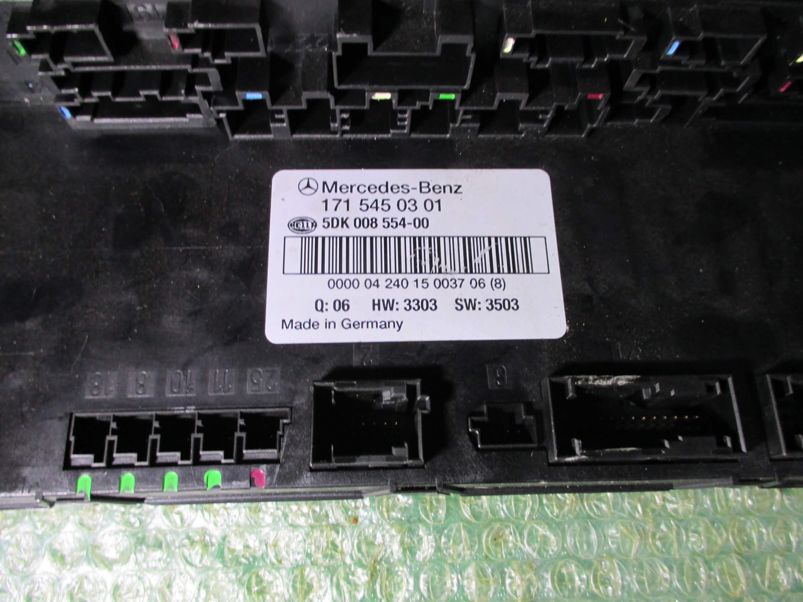 MODULO DE FUSIBLES SAM DEL MALETERO A1715450301 MERCEDES BENZ SLK (W171) (2004-2011) - Imagen 2