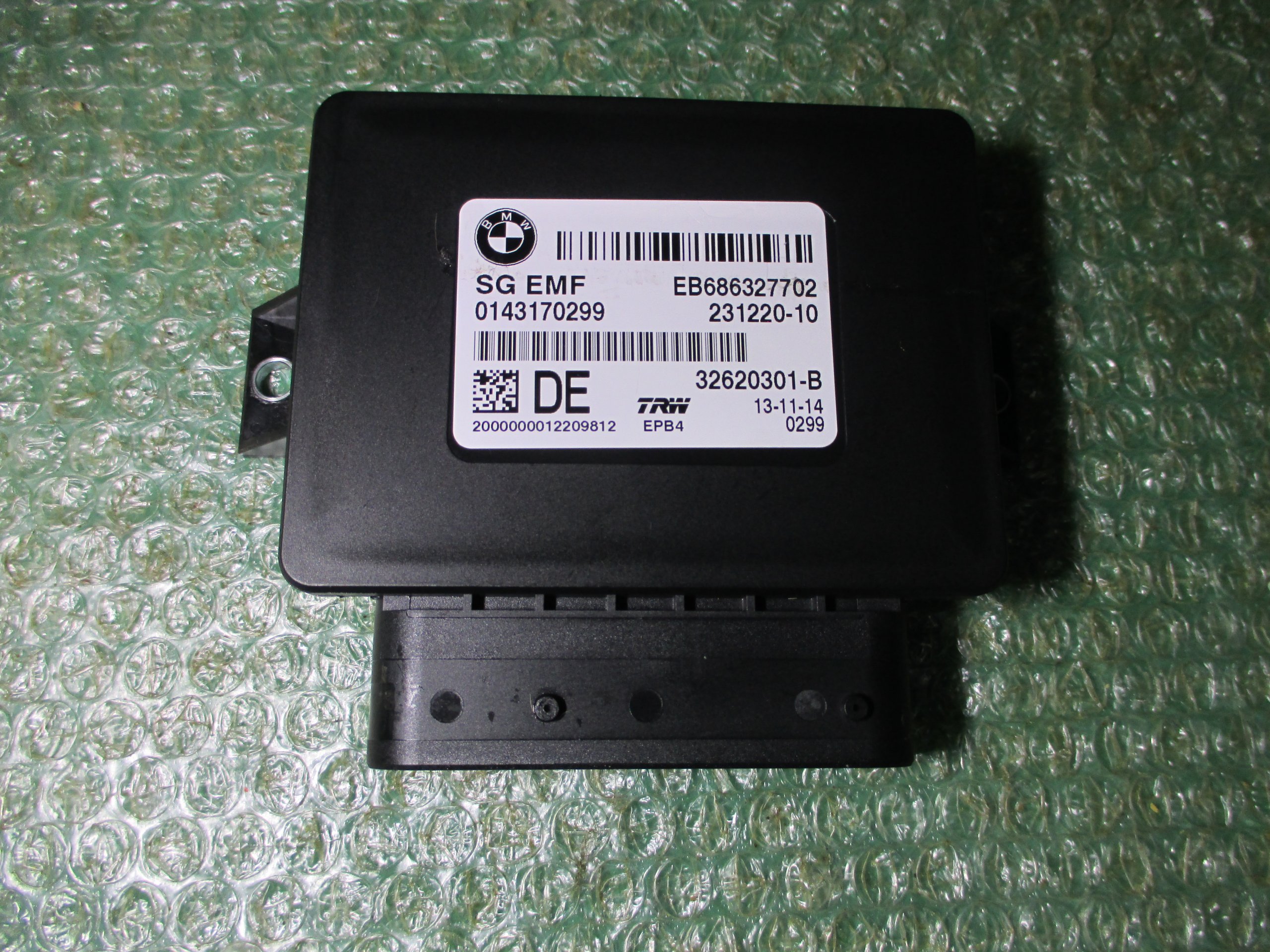 UNIDAD DE FRENO DE ESTACIONAMIENTO ELECTRICO EB686327702 BMW X3 (F25) - BMW SERIE 5 (F10-F11) (2010-2017)