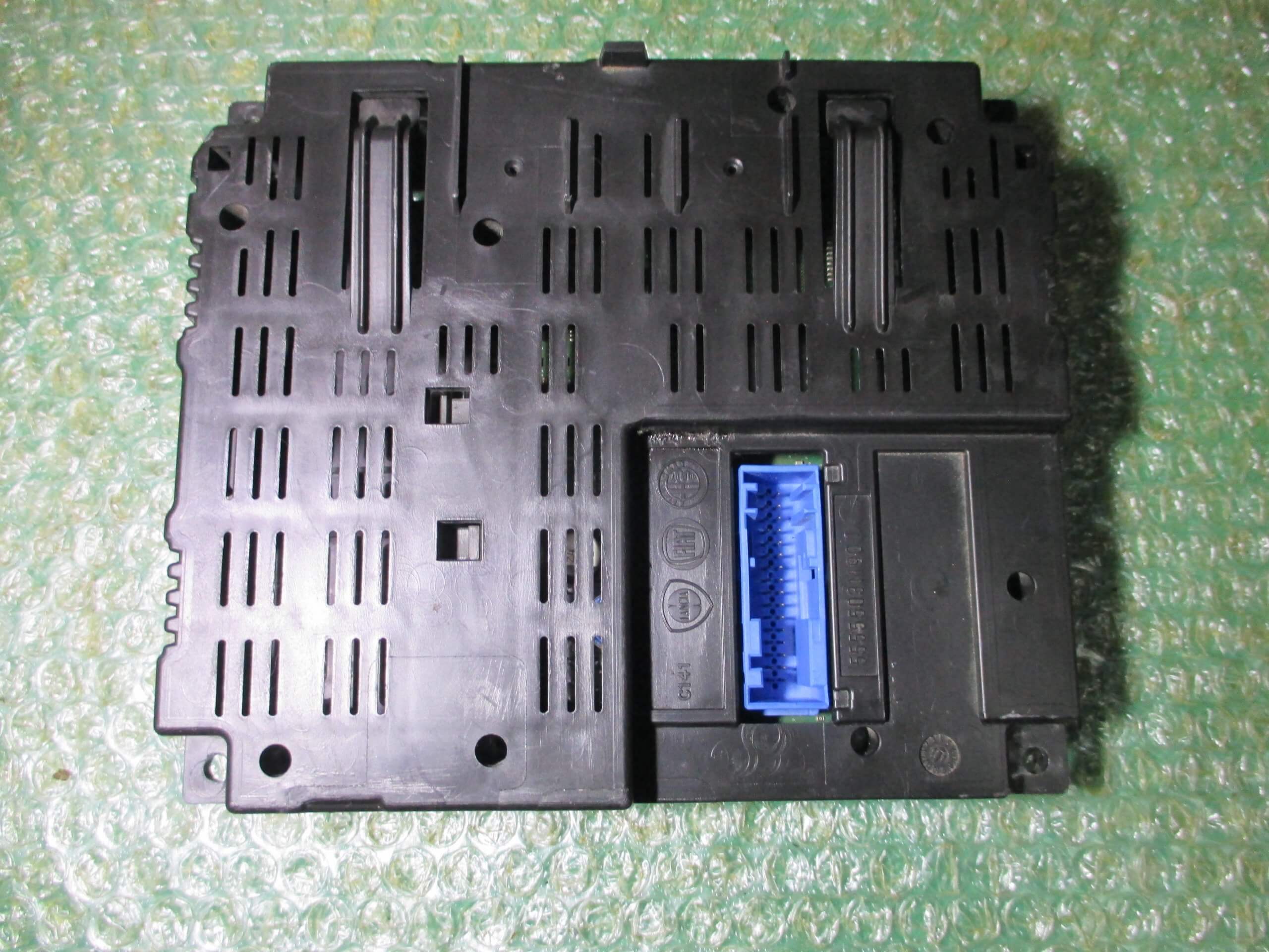 MODULO DE BLUETOOTH BLUE&ME 51905061 FIAT 500 - FIAT PANDA - LANCIA YPSILON (2010-2014)