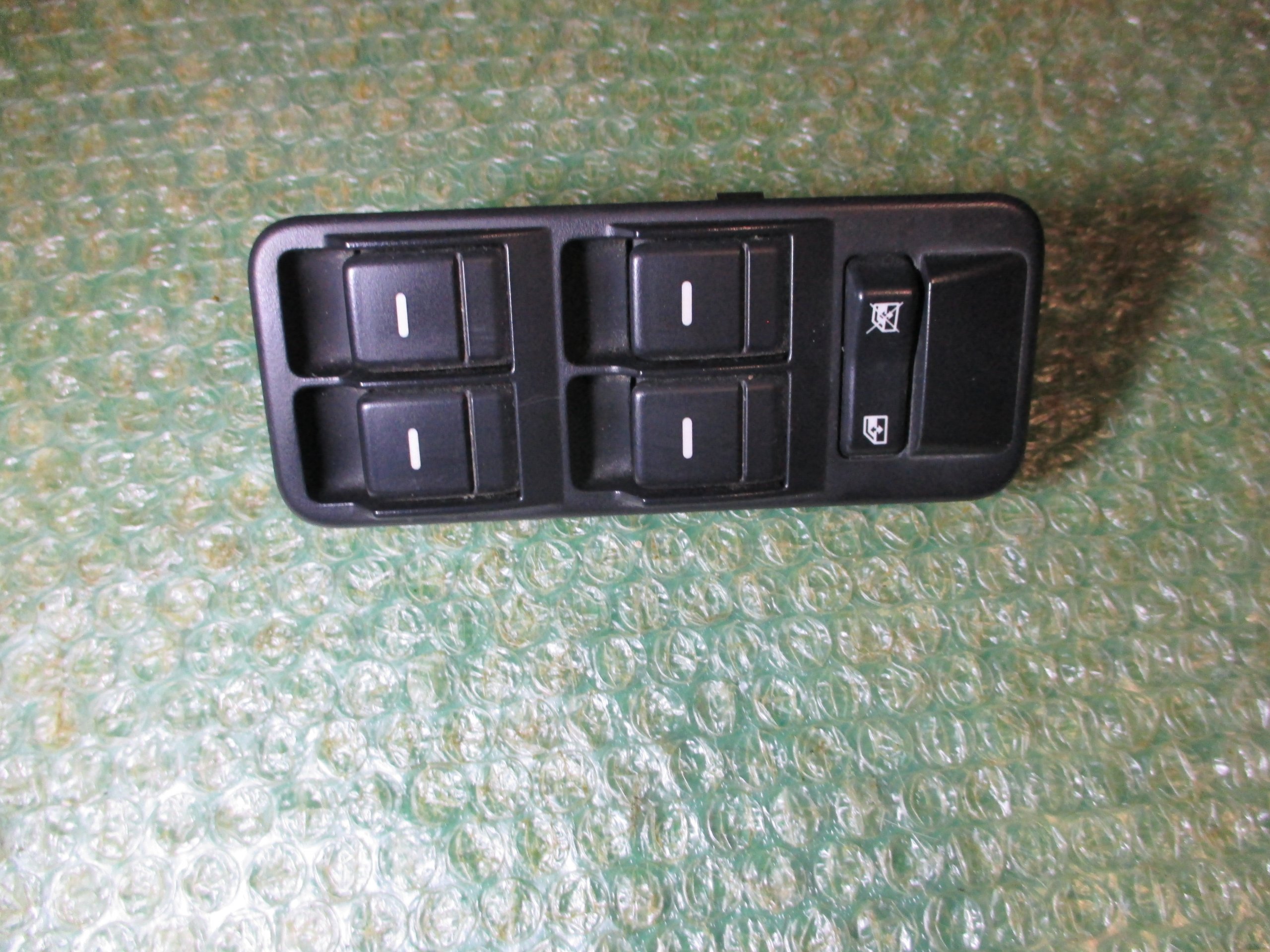 BOTONERA ELEVALUNAS DEL CONDUCTOR YUD501550PVJ RANGE ROVER SPORT (L320) (2005-2013)