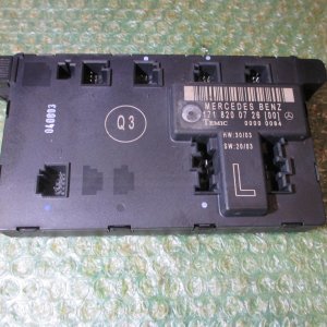 UNIDAD DE CONTROL DE PUERTA DEL CONDUCTOR 1718200726 MERCEDES BENZ SLK (W171) (2004-2010)
