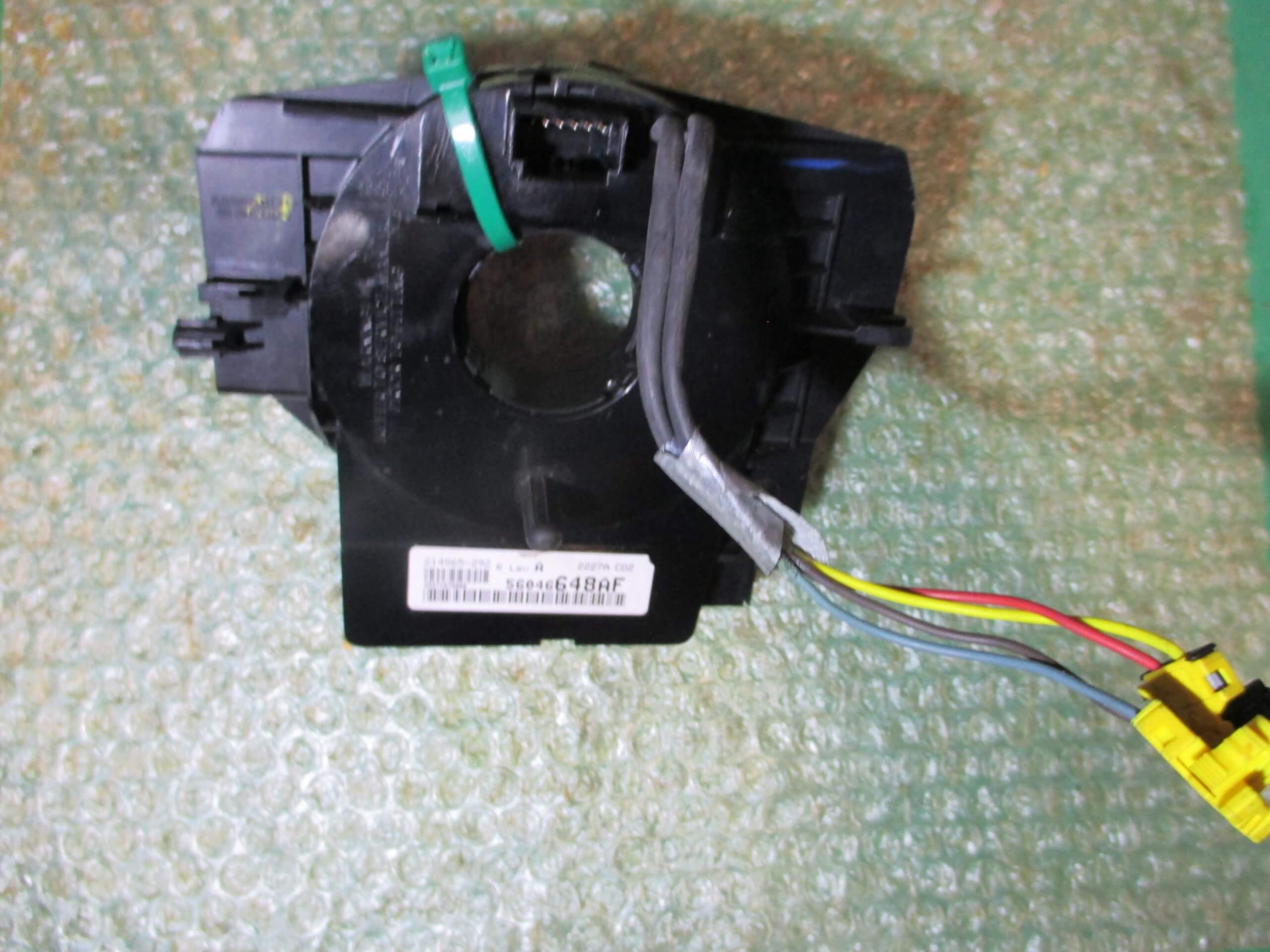 ANILLO DE AIRBAG DEL VOLANTE 056046648AF CHRYSLER SEBRING - DODGE CALIBER - JEEP COMPASS (2006-2012)